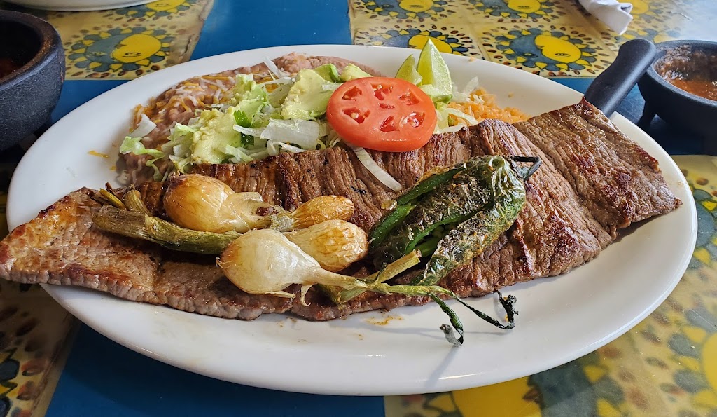  El Azteca Mexican Restaurant