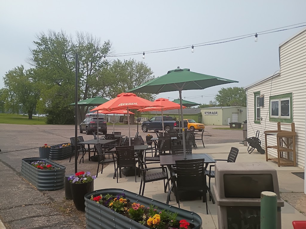  Ferry X-ing Bar & Grill