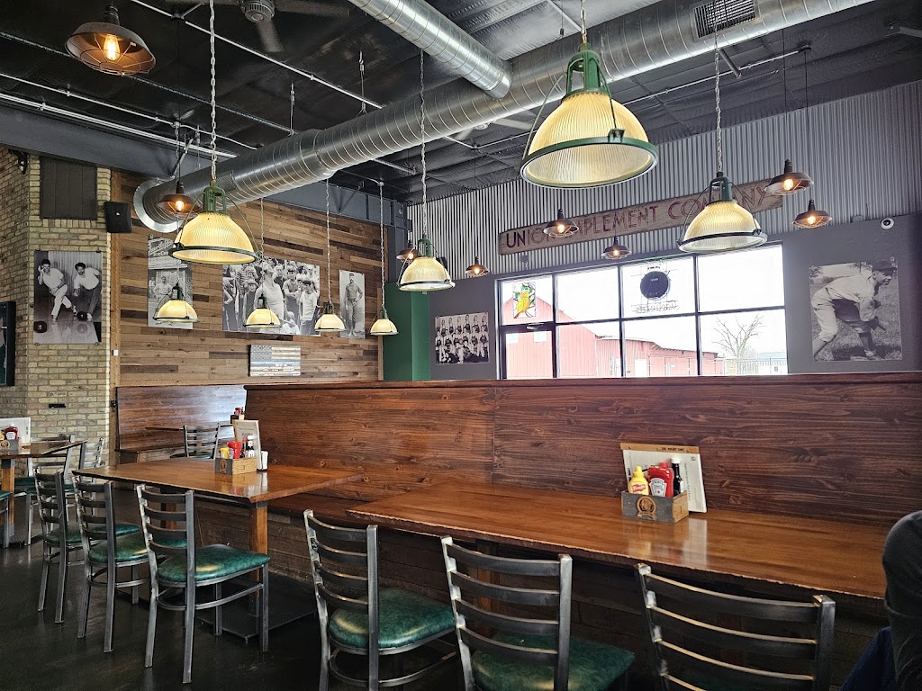  The Night Owl Sports Pub & Eatery