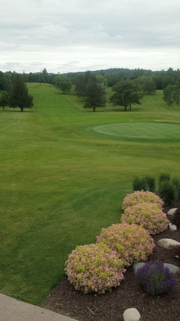  Skyline Golf Course & Restaurant