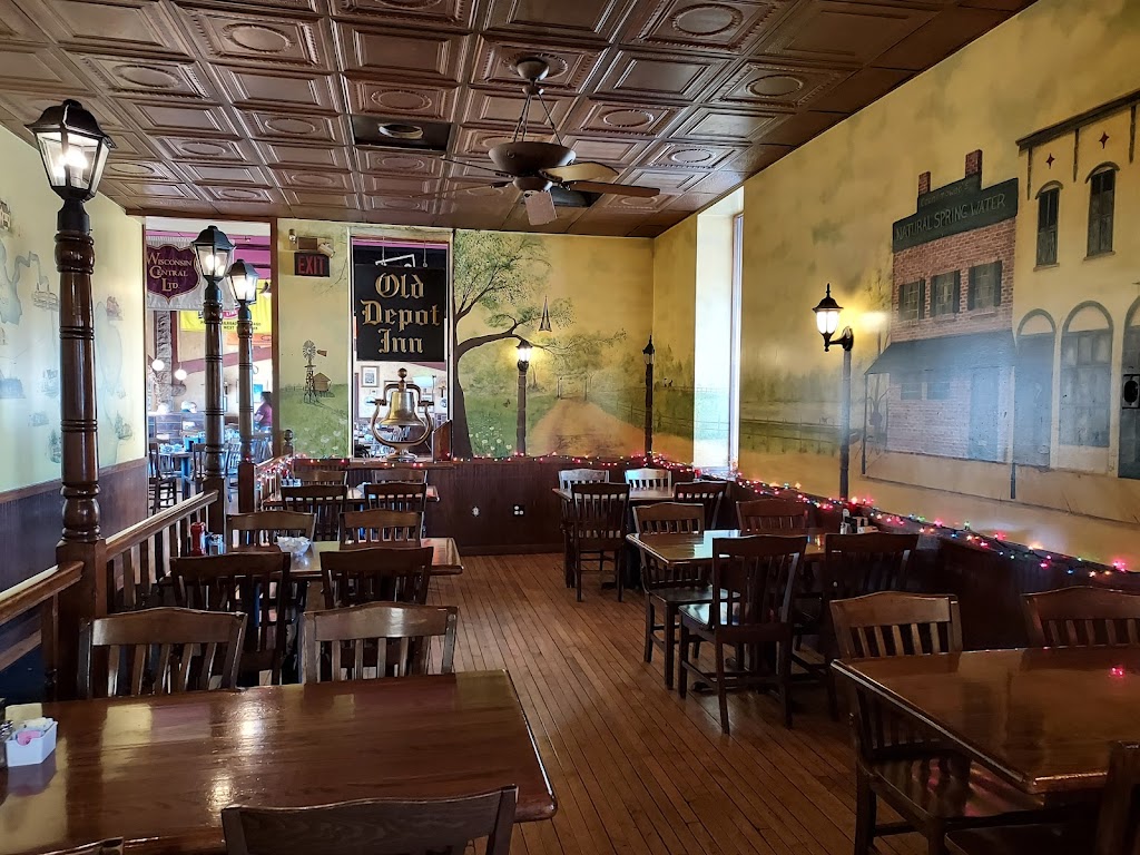  Maxim's at Oconomowoc Depot