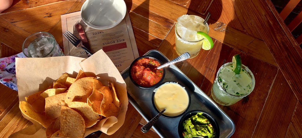  truk't | street tacos, tequila & whiskey