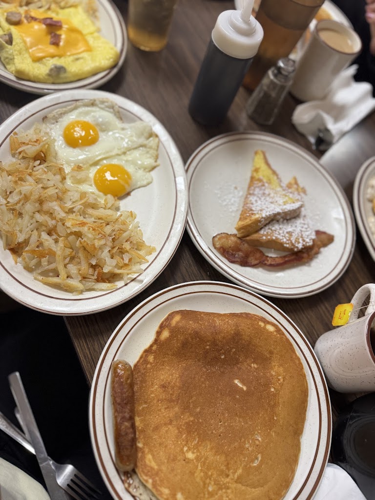  Chick-A-Dee's Family Restaurant