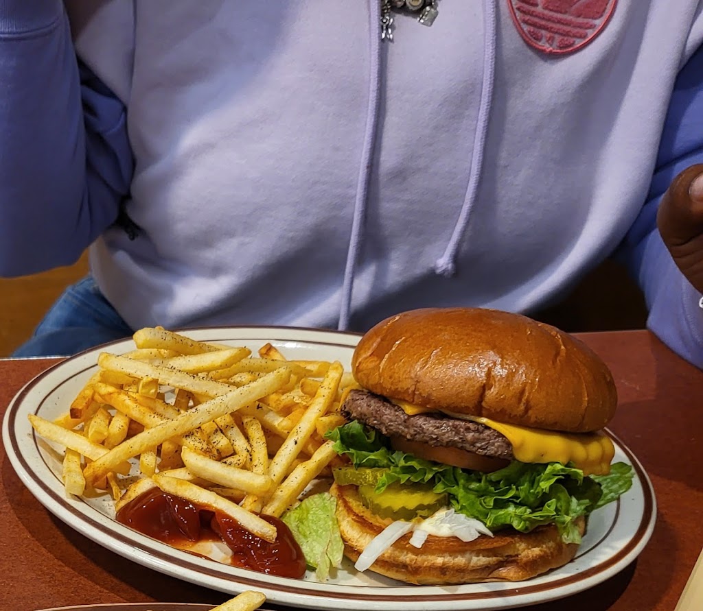  George Webb Restaurant