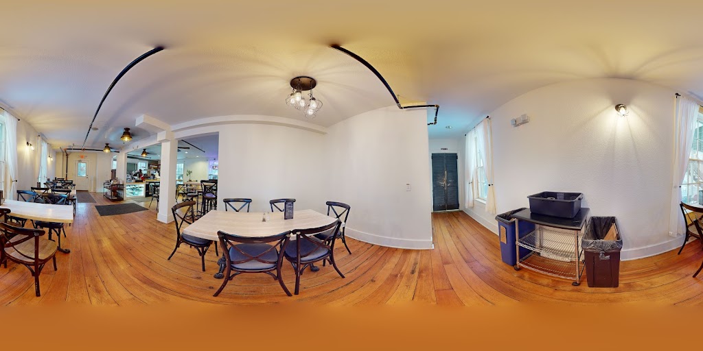  McFarland House Cafe