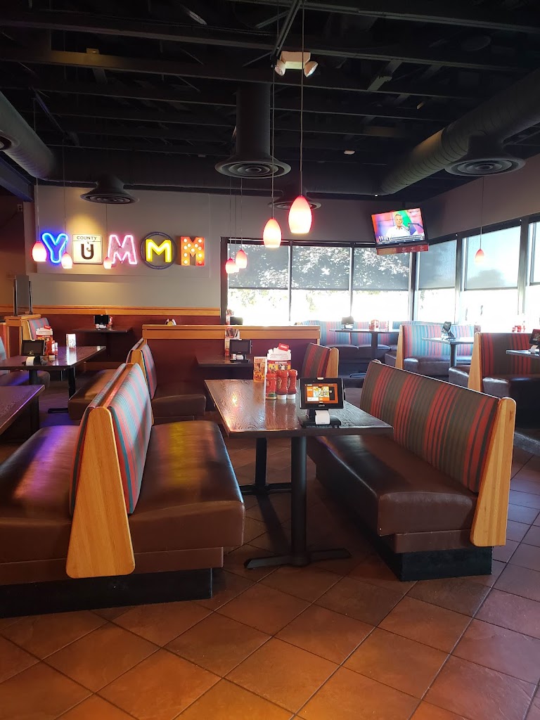  Red Robin Gourmet Burgers and Brews