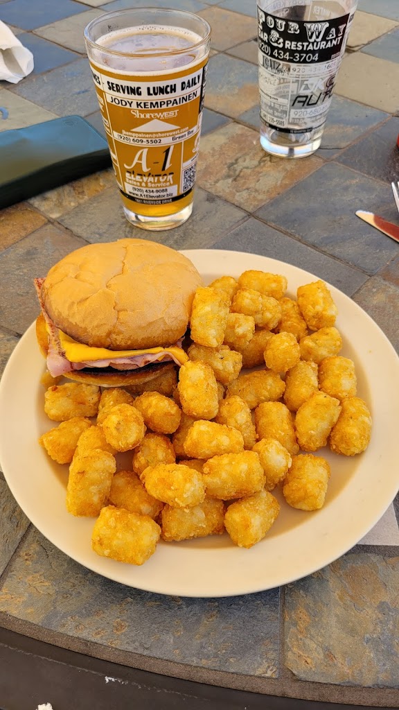  Four Way Bar & Restaurant