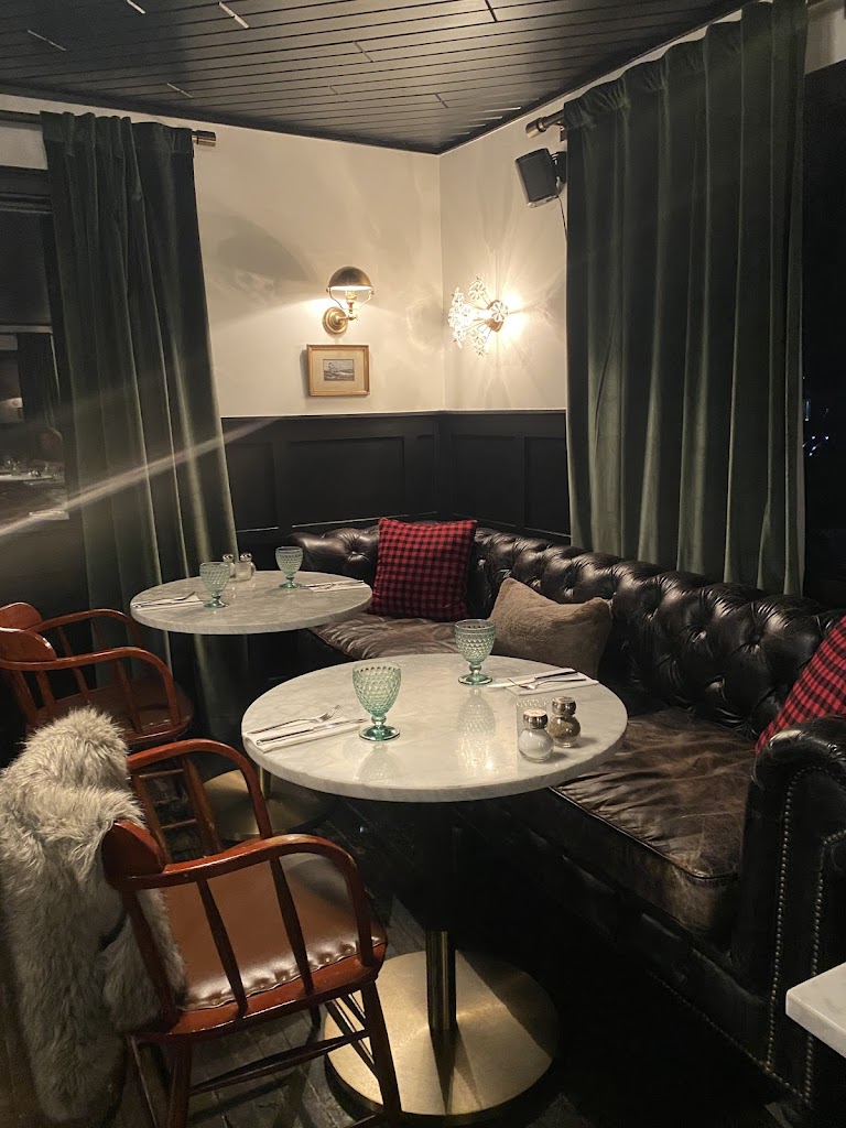  Tavern at White Stag Farm