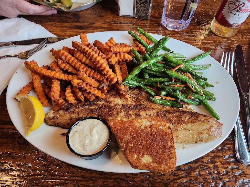  Smilin Moose Lodge Bar & Grill