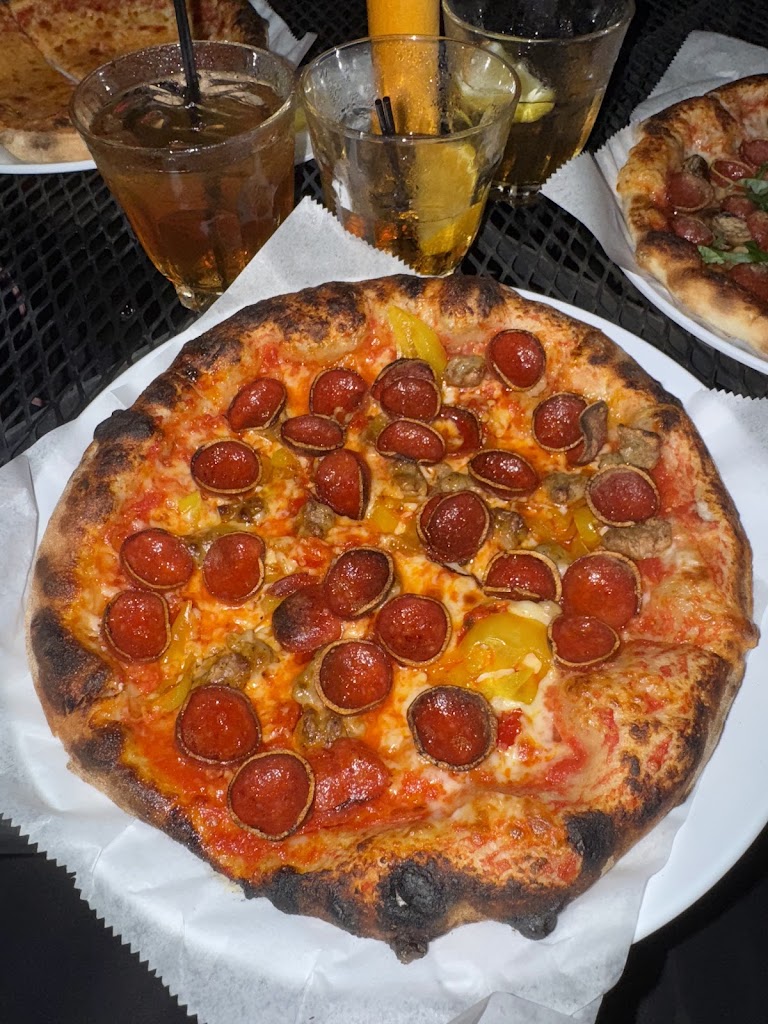  Cut Stone Foods - Pizzeria and Food Truck