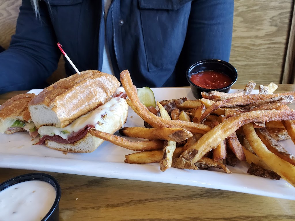  Buck & Honey's - Monona