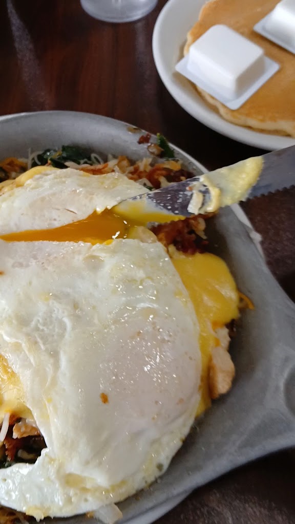  Hillcrest Family Restaurant