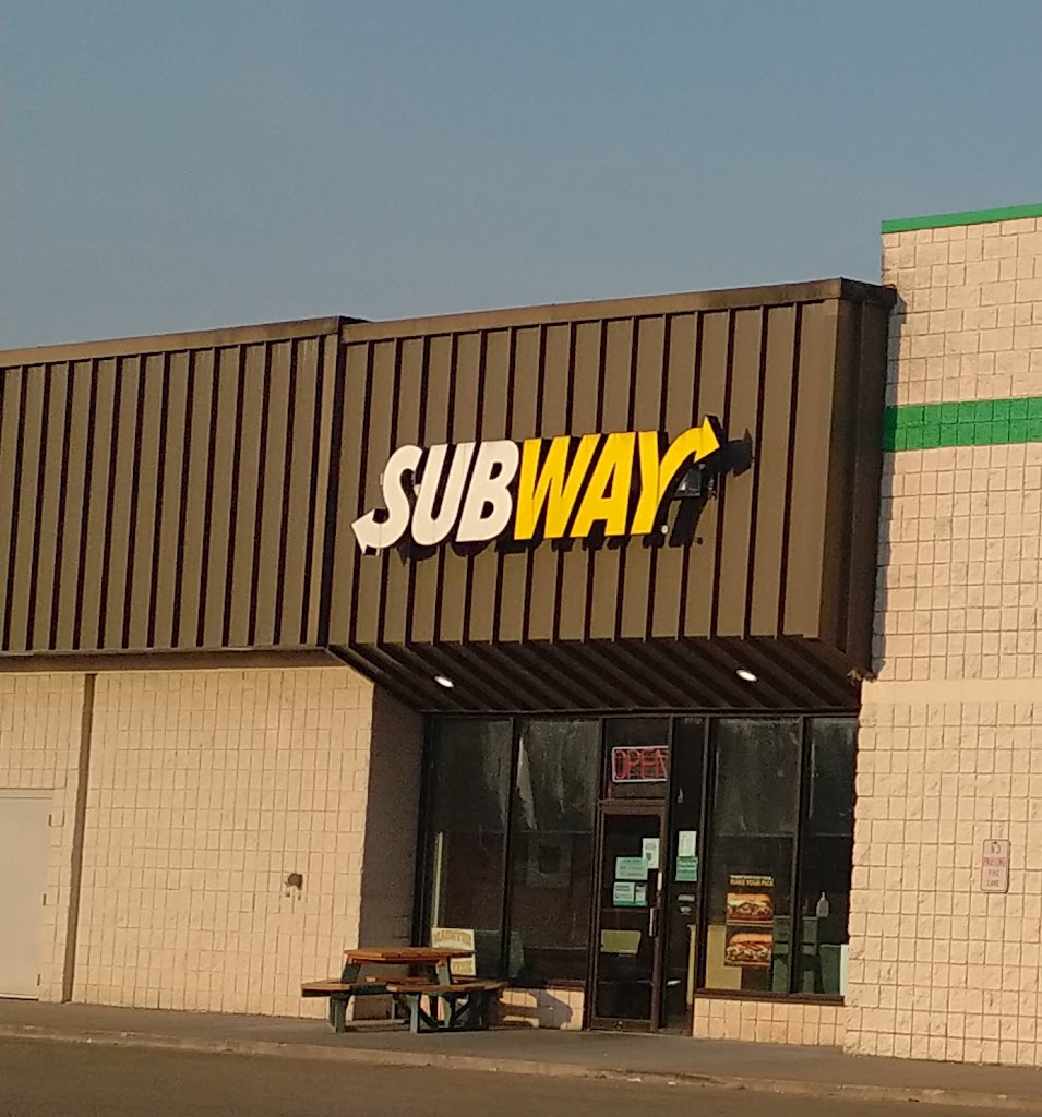  Subway - Mauston