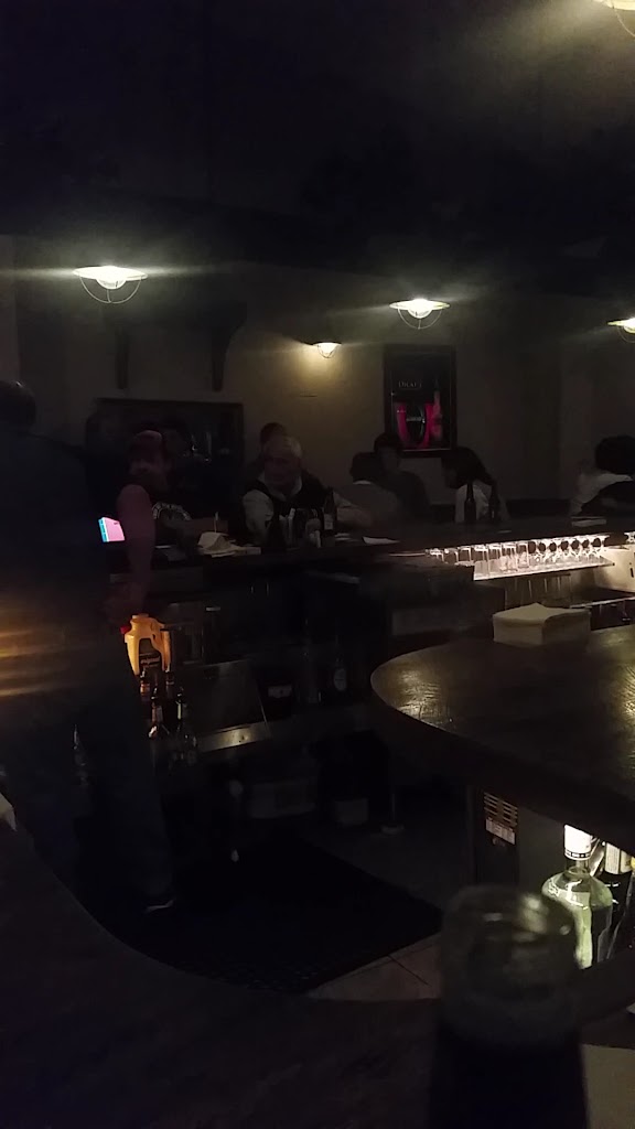  Dick And Joan's 220 Club