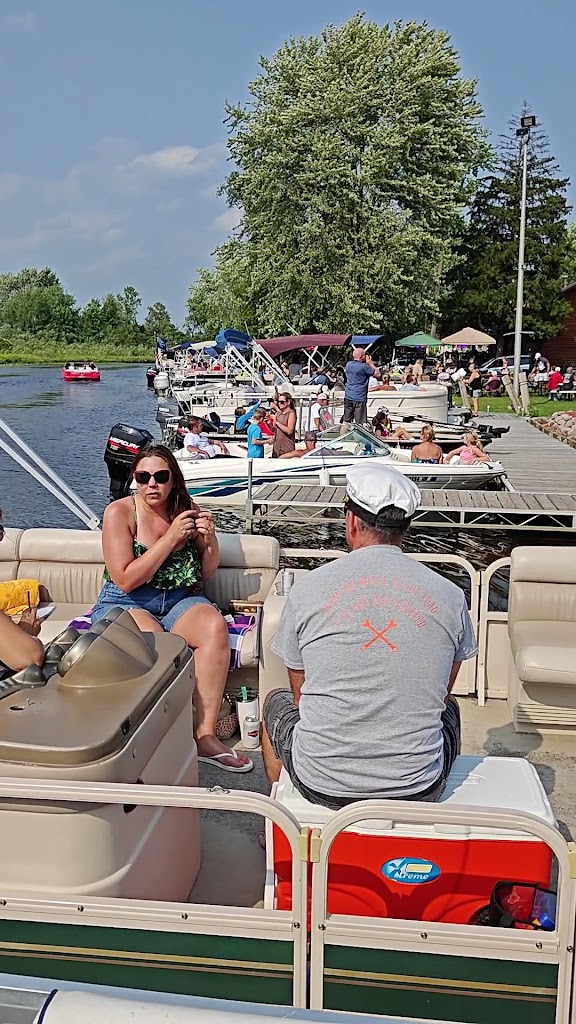  The Lighthouse Bar and Grill