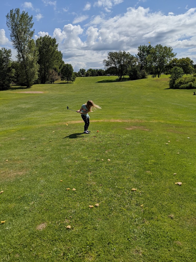  Pinewood Golf Course