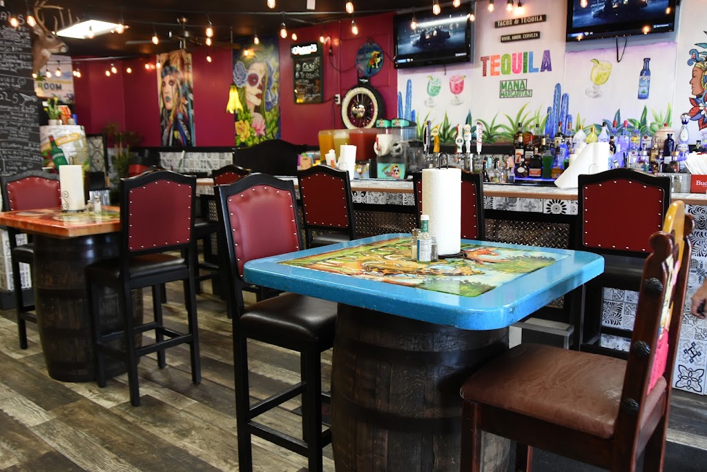  In N Out Cantina Margaritas - Thorp