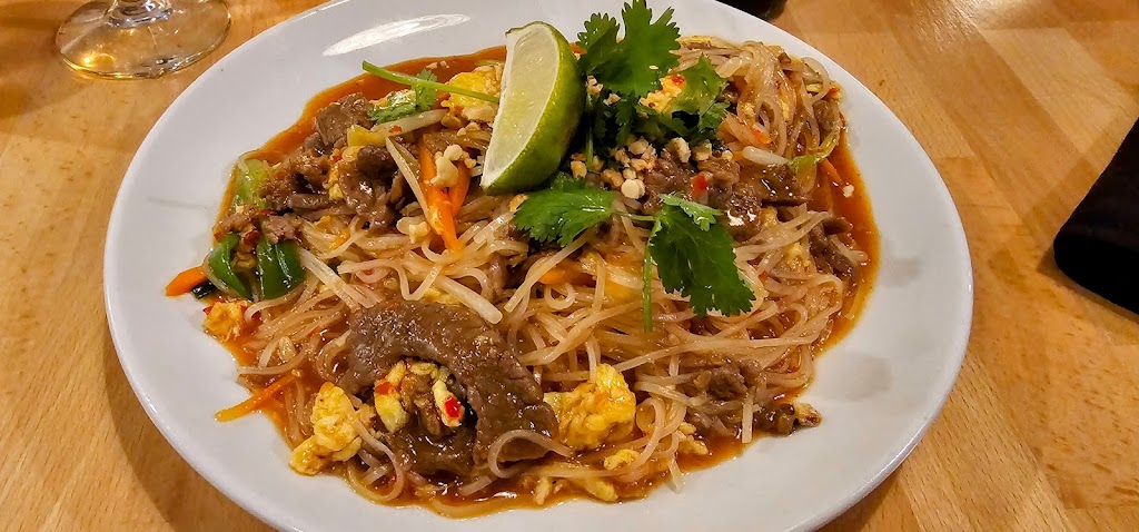  GingeRootz Asian Grille