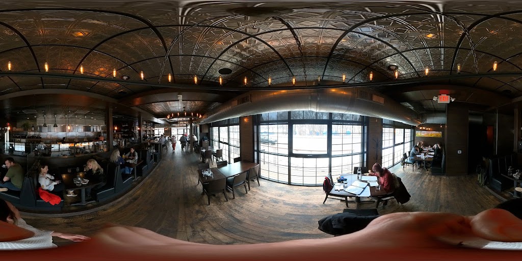  LoLo American Kitchen & Craft Bar Hudson