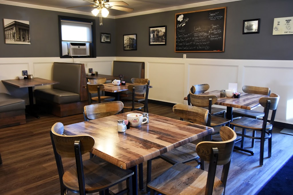  Pappa's Cafe and Pub