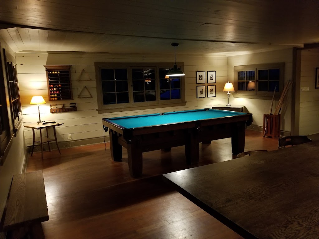  Stout's Island Lodge