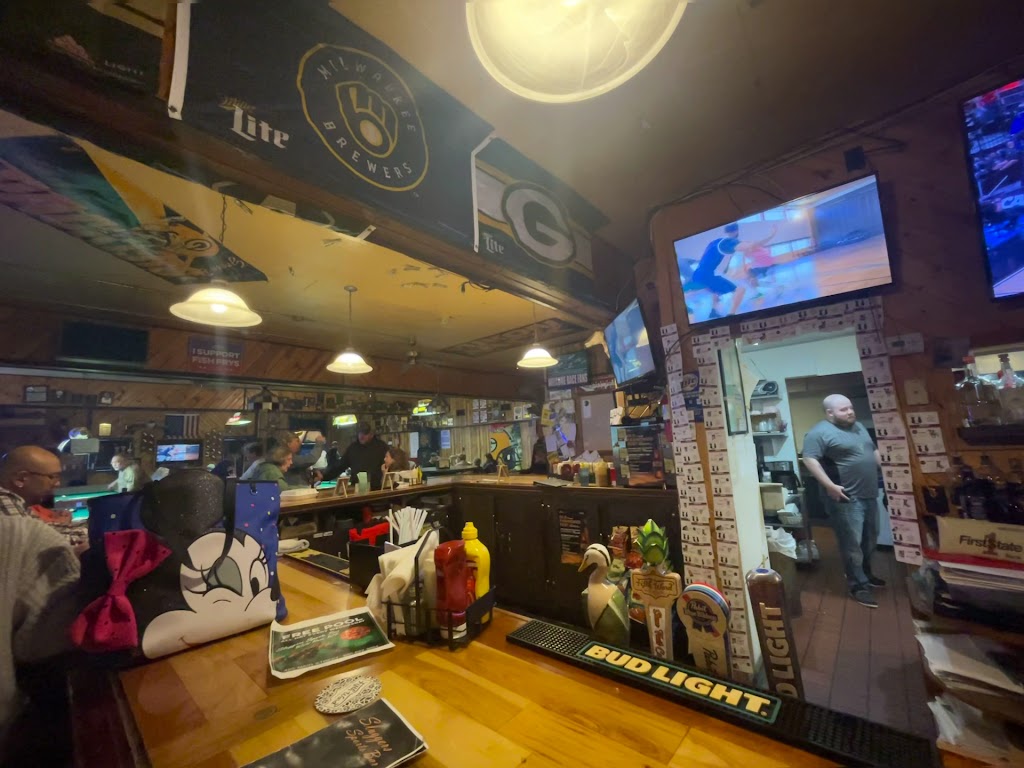  Slugger's Sports Bar & Grill