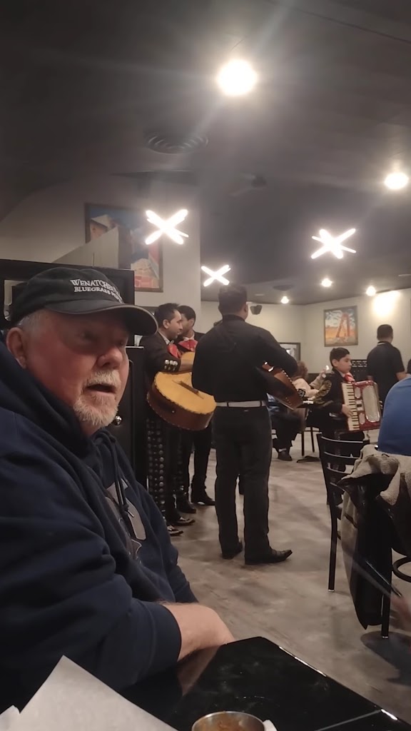  Gloria’s Authentic Mexican Restaurant