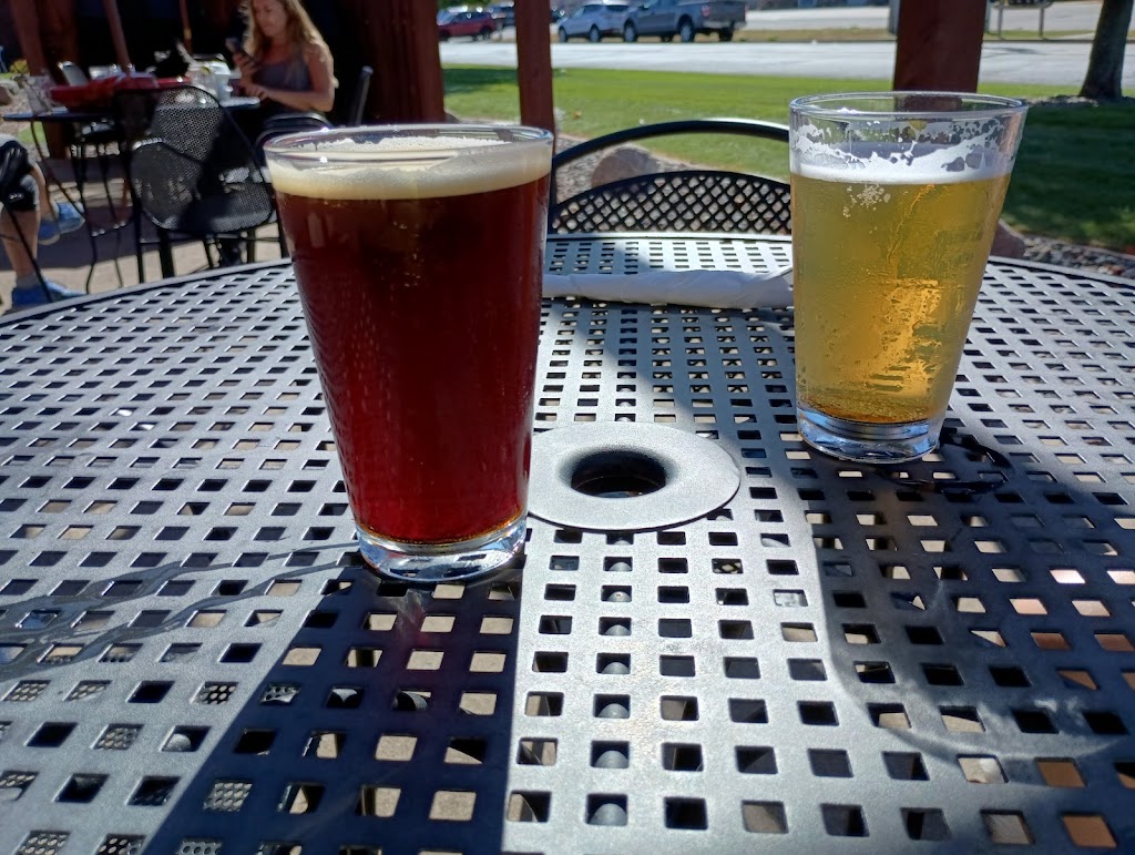  Adventures Restaurant & Pub