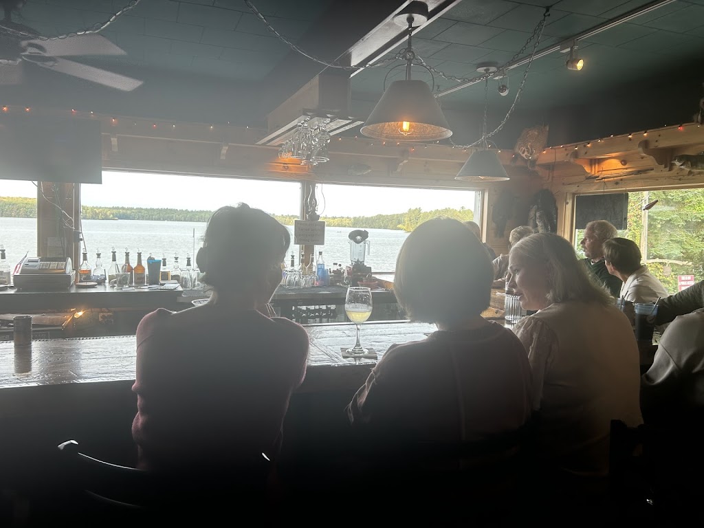  Four Seasons Resort & Supper Club