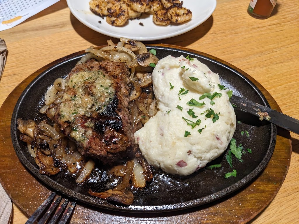  Applebee's Grill + Bar