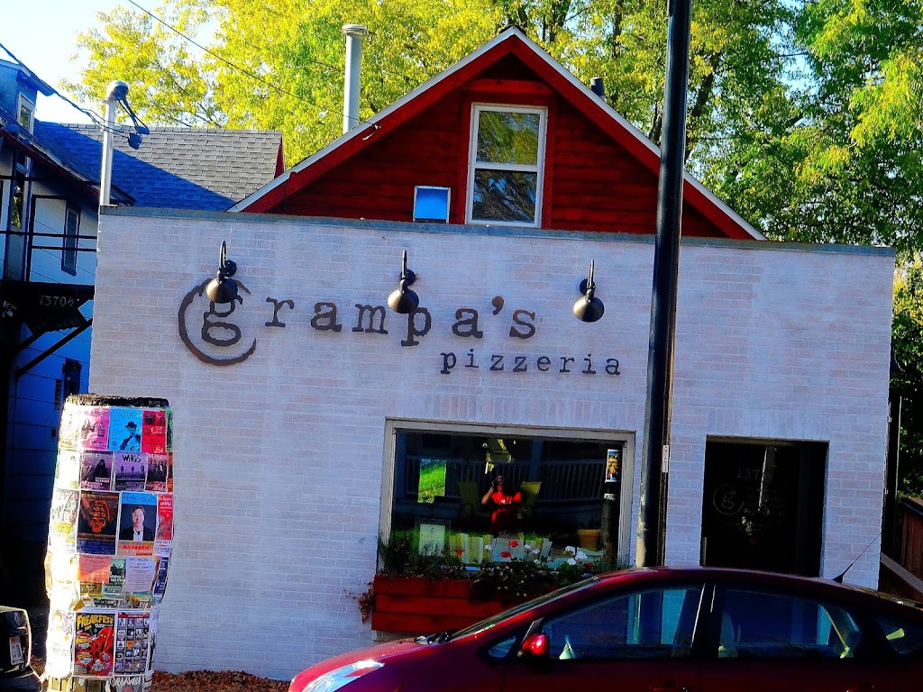  Grampa's Pizzeria