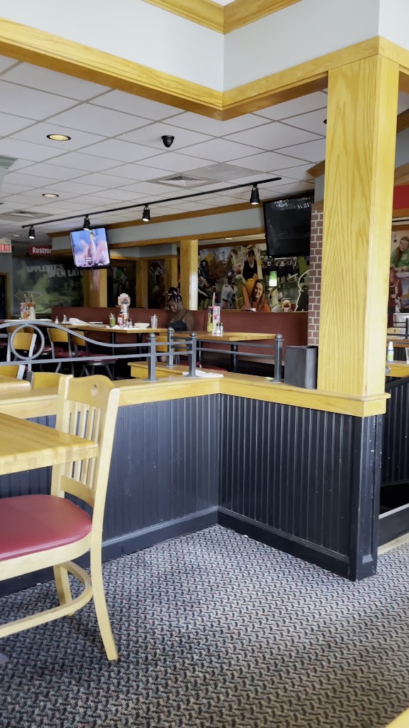  Applebee's Grill + Bar