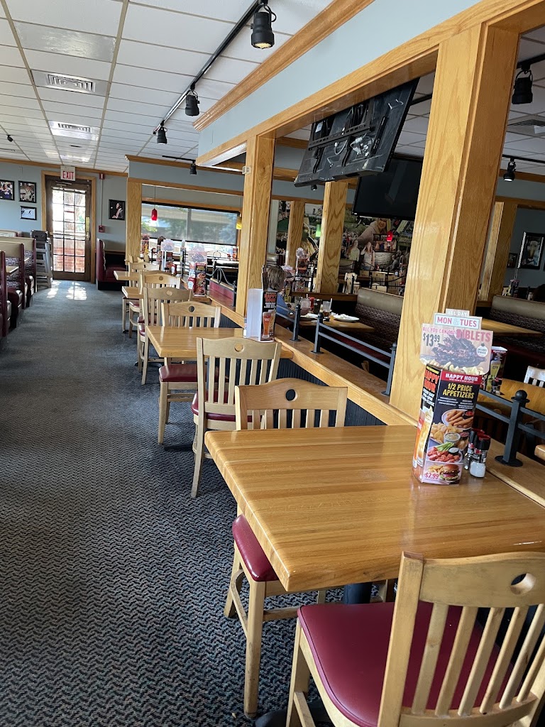  Applebee's Grill + Bar