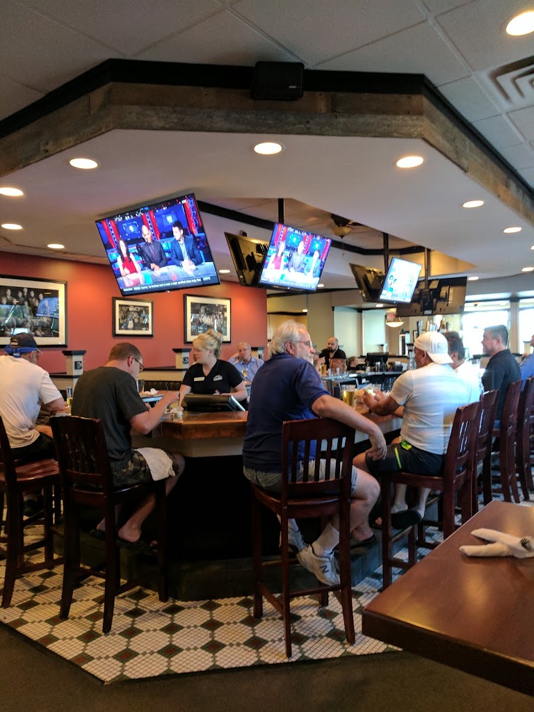  Green Mill Restaurant & Bar