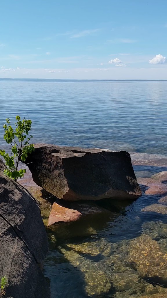 The Inn On Madeline Island