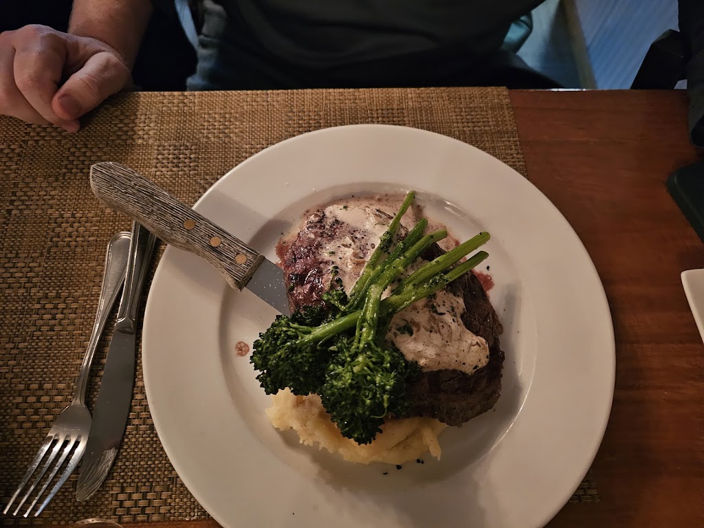  Fork & Dagger Ale Haus