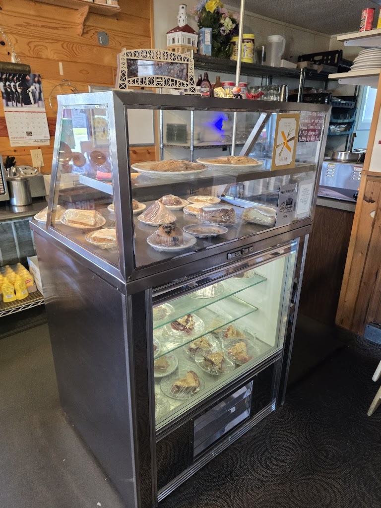  Twin Gables Cafe-Lounge