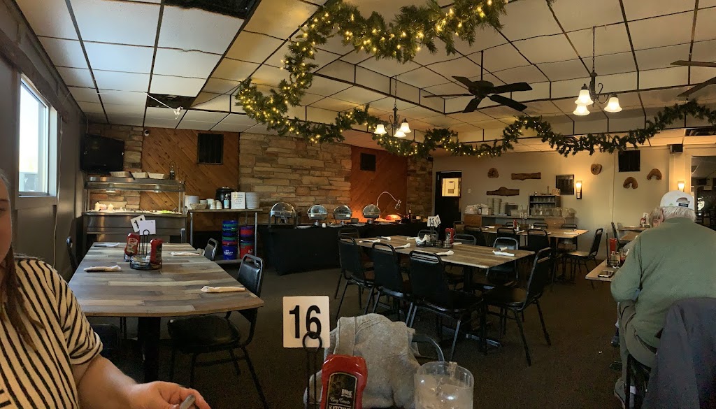  Richard's Restaurant & Bar