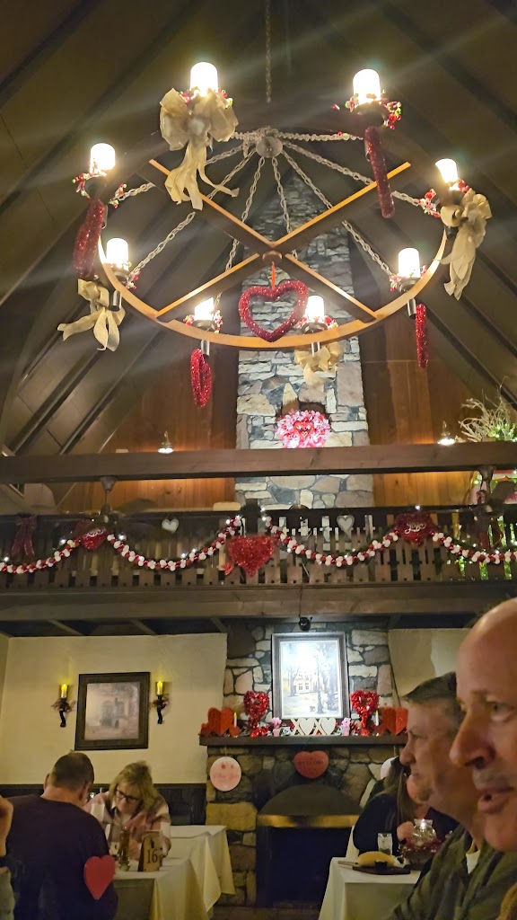  Club Chalet Supper Club