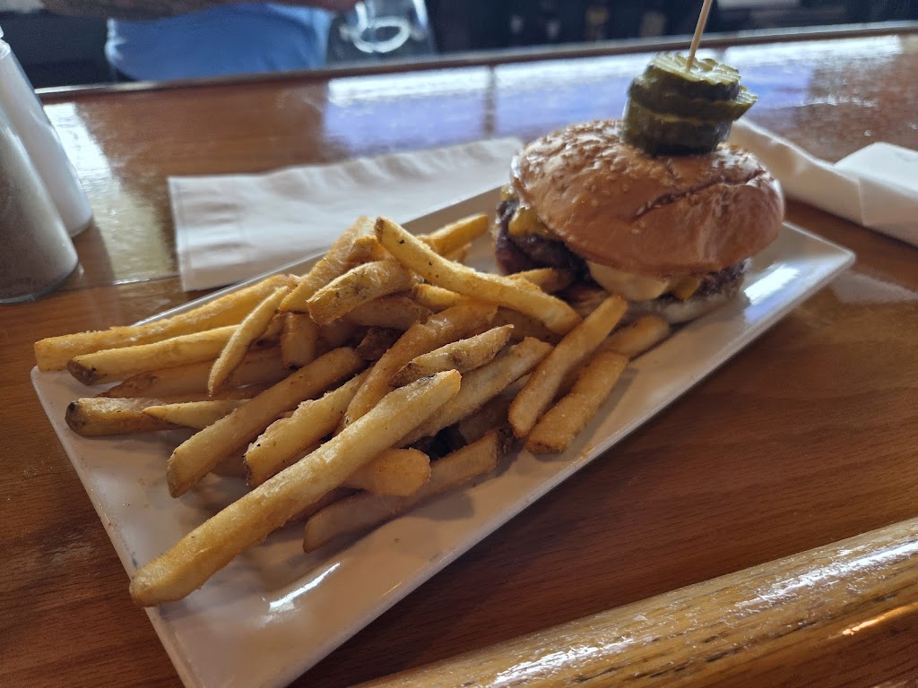  Fox River Brewery and Restaurant