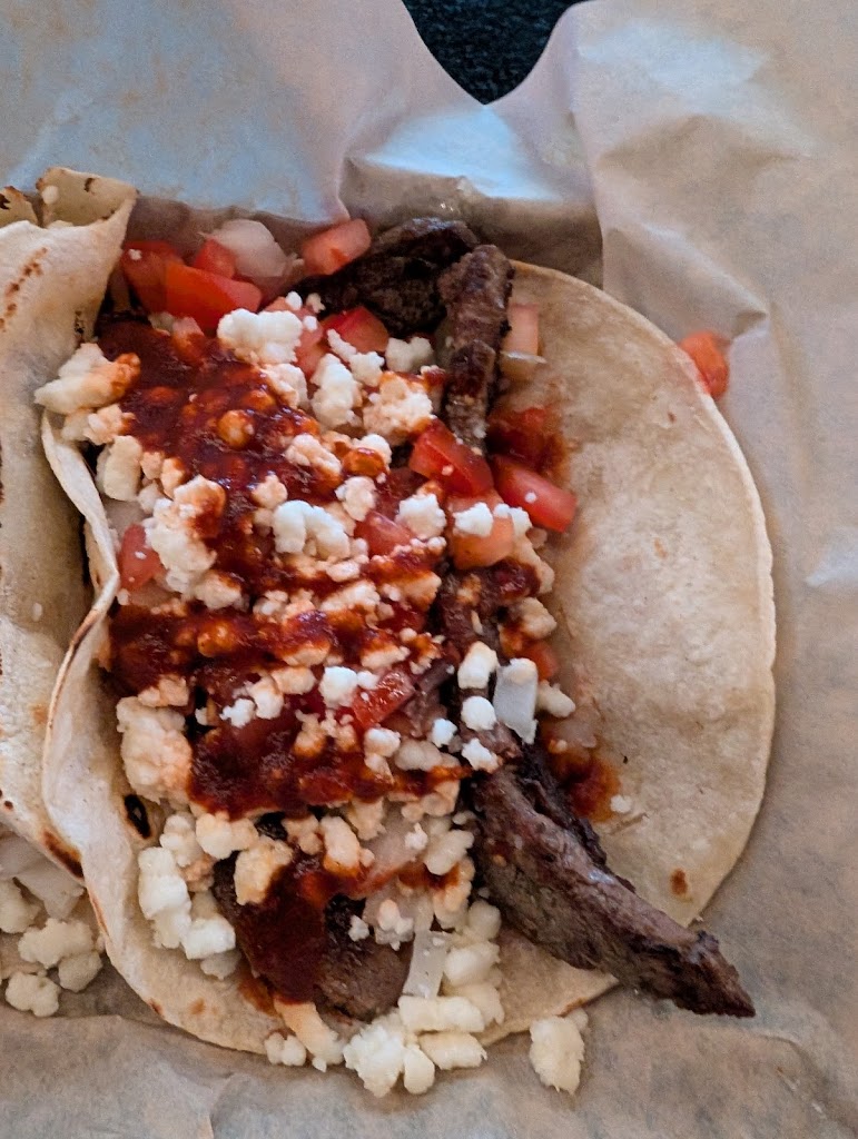  Cowboy Mac's Country Club