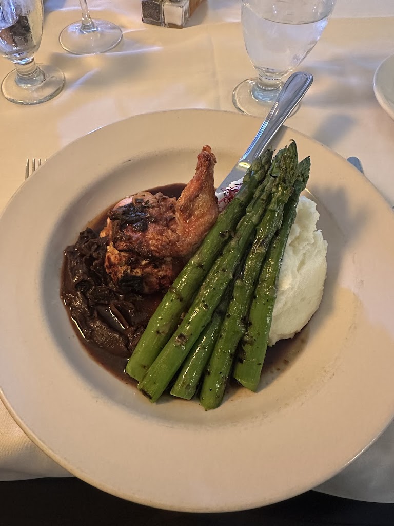  Otto's Restaurant & Bar