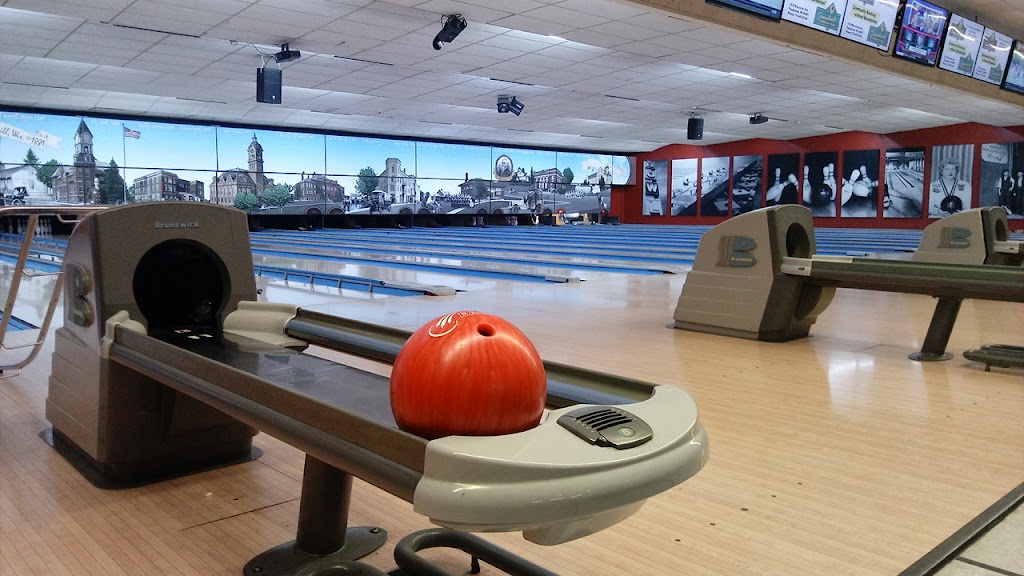  Les & Jim's Lincoln Lanes