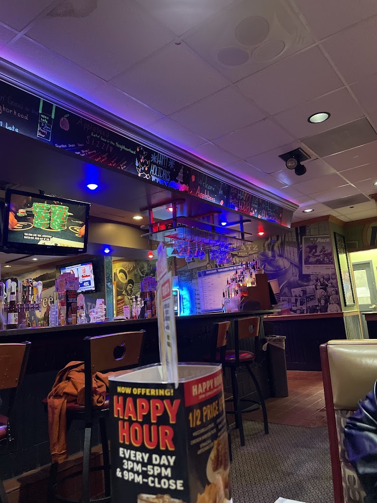  Applebee's Grill + Bar