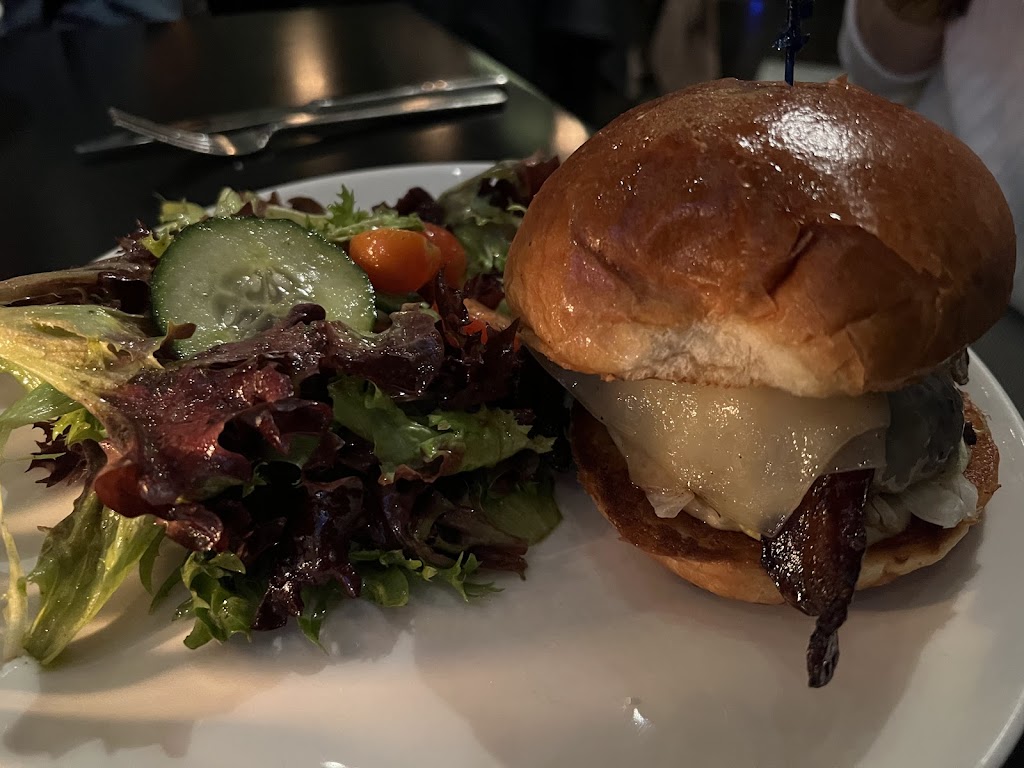  Buckley's Restaurant & Bar