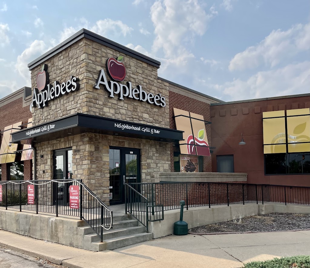  Applebee's Grill + Bar