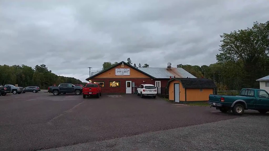  Twin Gables Cafe-Lounge