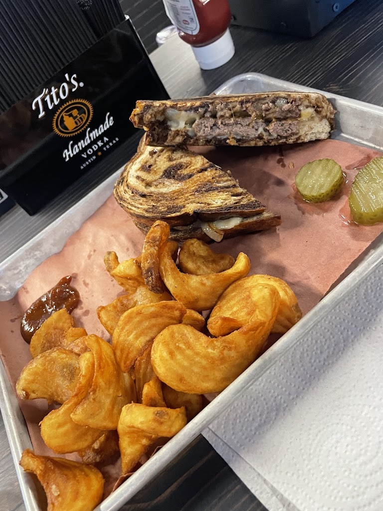  Strongman Smokehouse