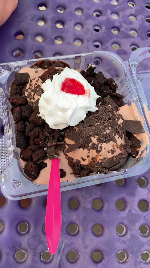  Zesty's Frozen Custard & Grill