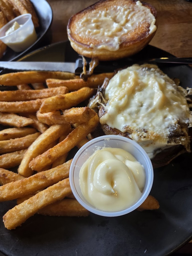  The Northland Sports Pub & Grill